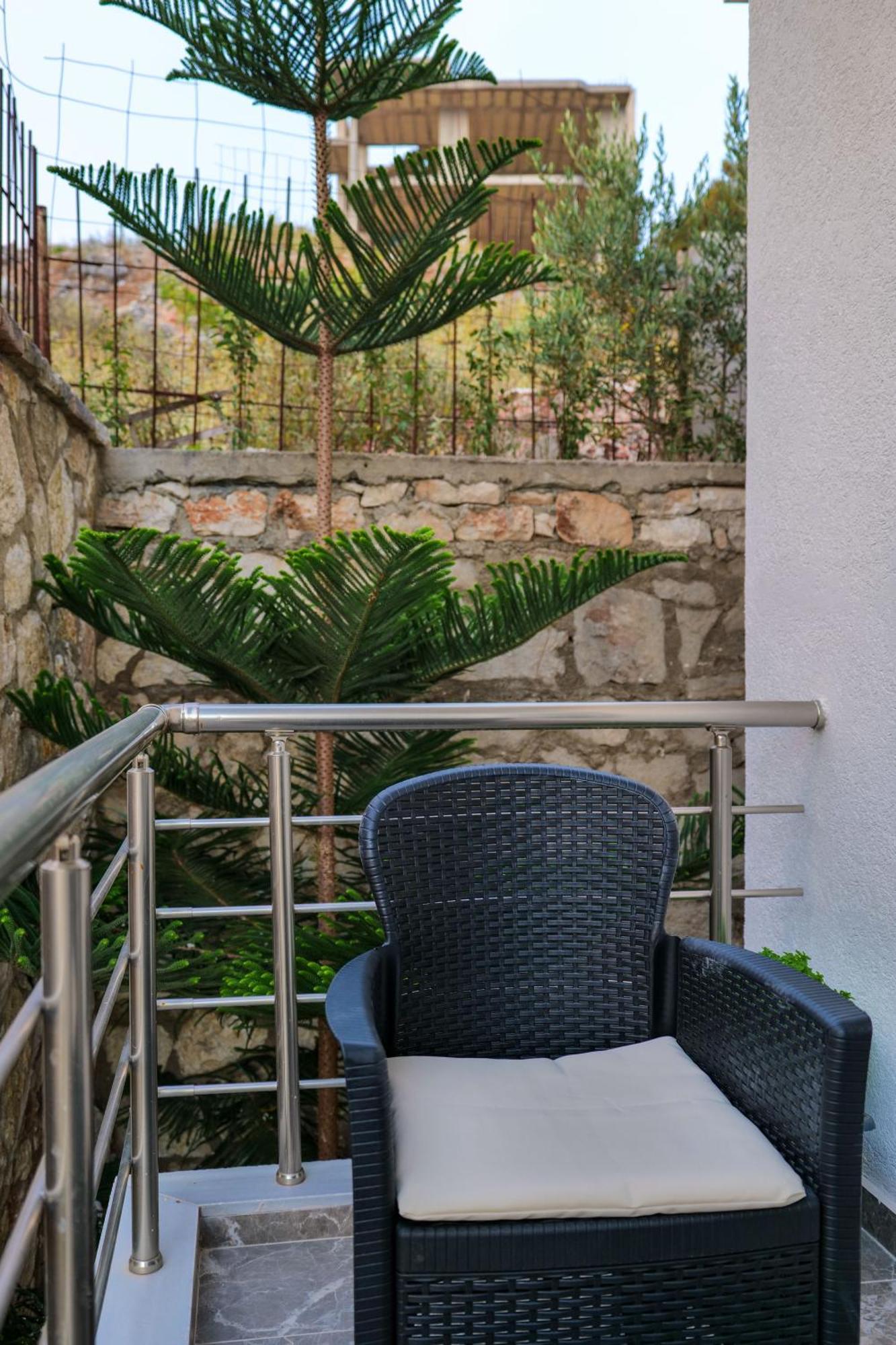 Vila Amare Sarande Luaran gambar